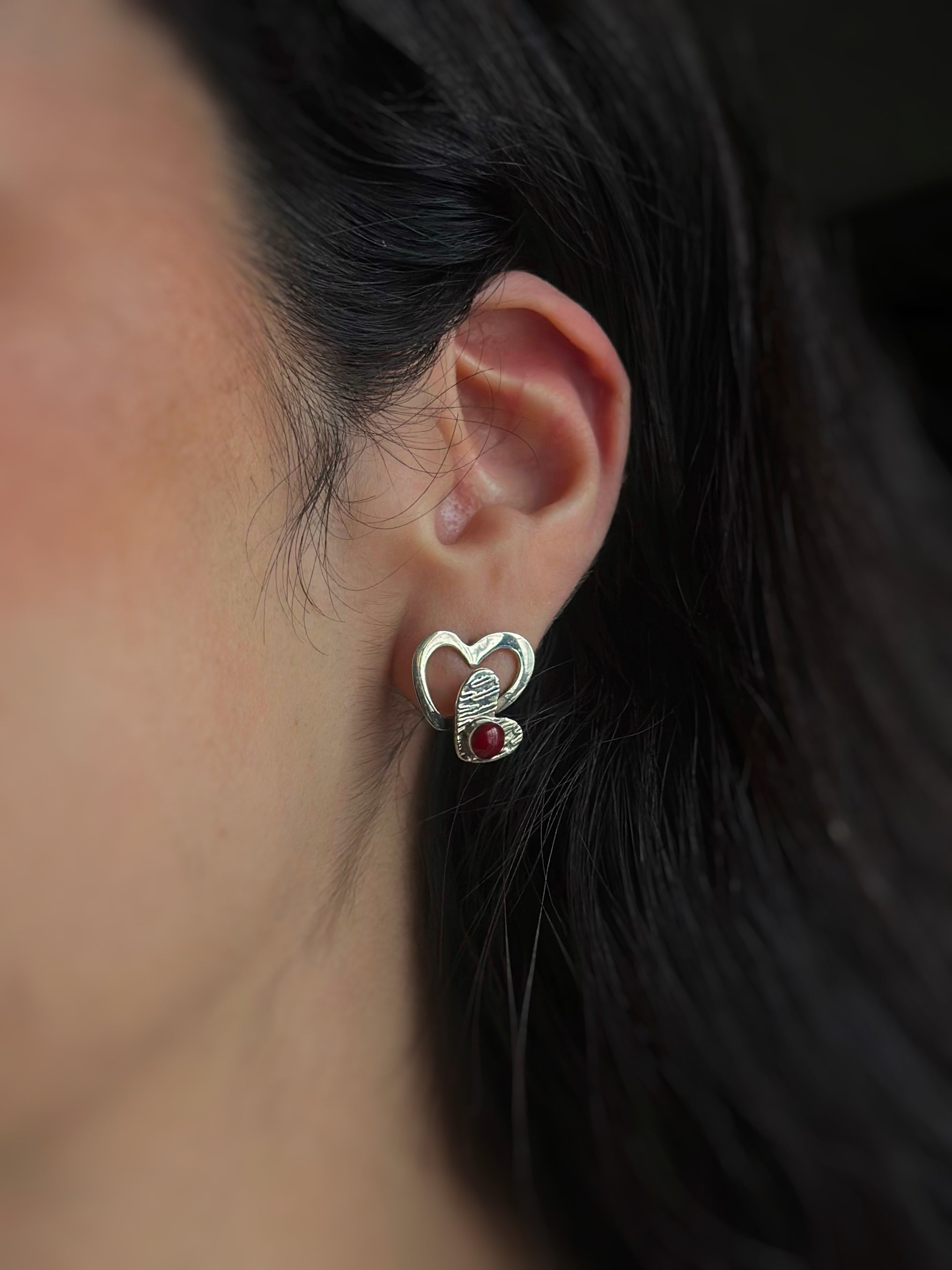 Aretes "Corazón de Eya's" / Resina - Varios Colores