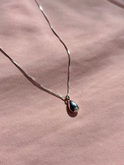 Collar "Tzitzitlini"