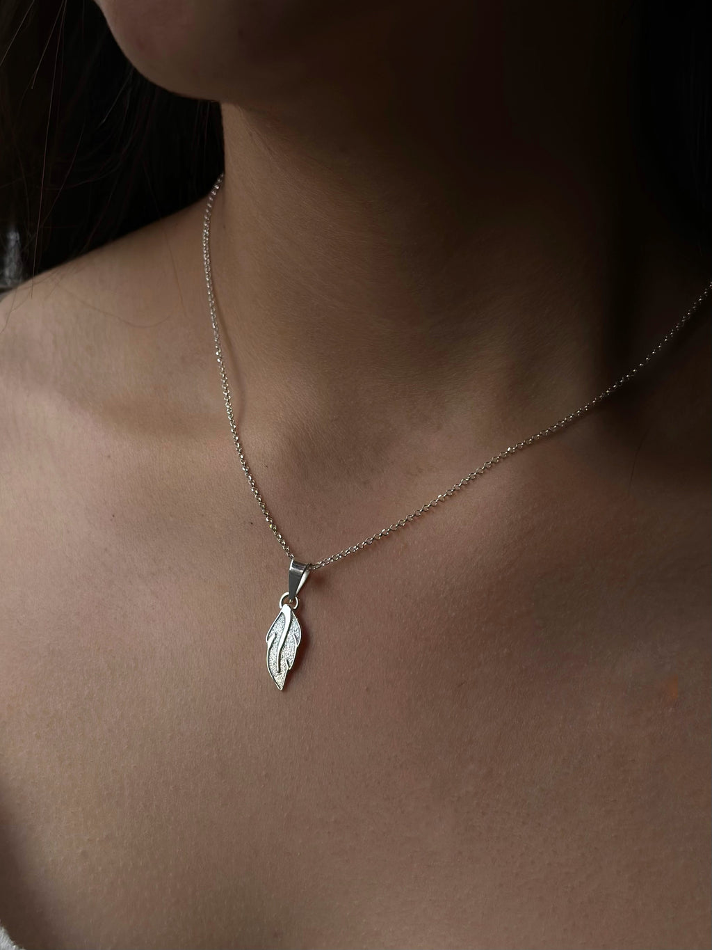 Collar “Chili’b” - Pluma