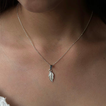 Collar “Chili’b” - Pluma