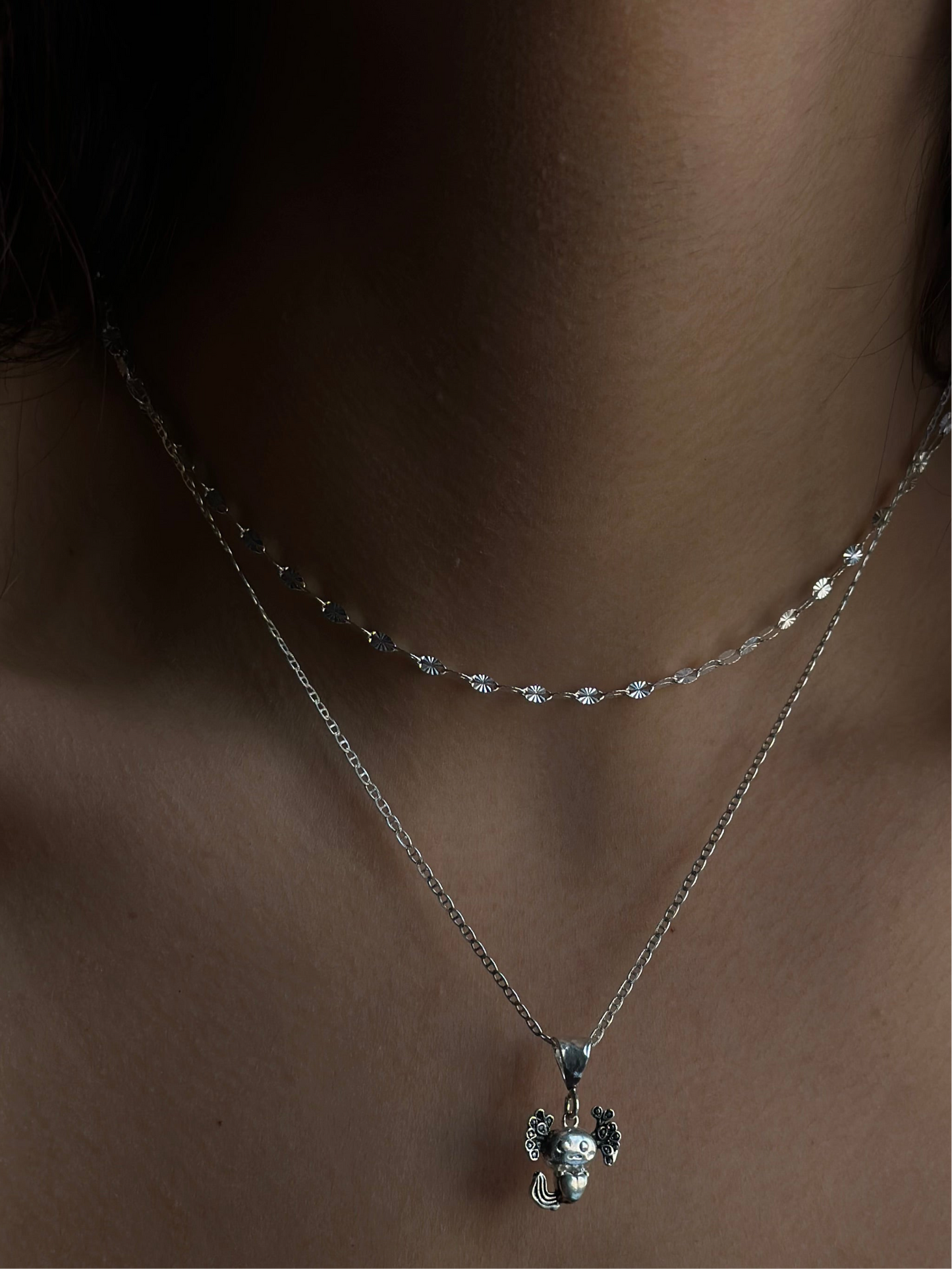 Cadena “Cecilia”