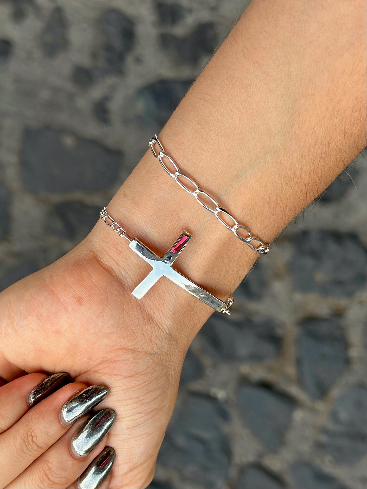 Pulsera "Cruz XIX" - Varios Tamaños
