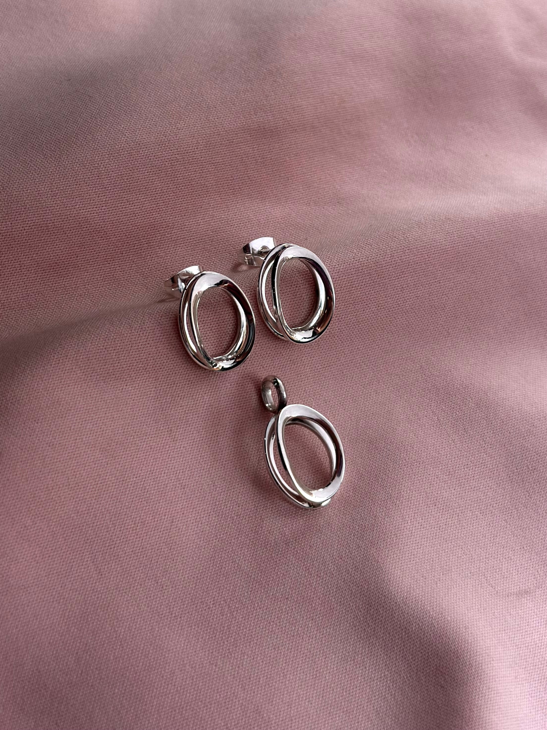 Set individual “Hiram”