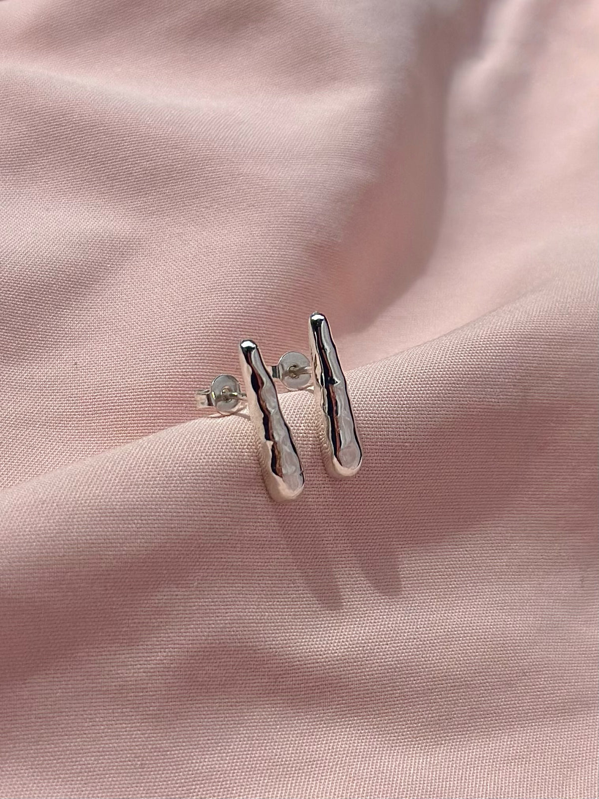 Aretes “Nhisya” - Martillado