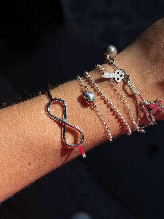 Brazalete "Infinito" de Eya's
