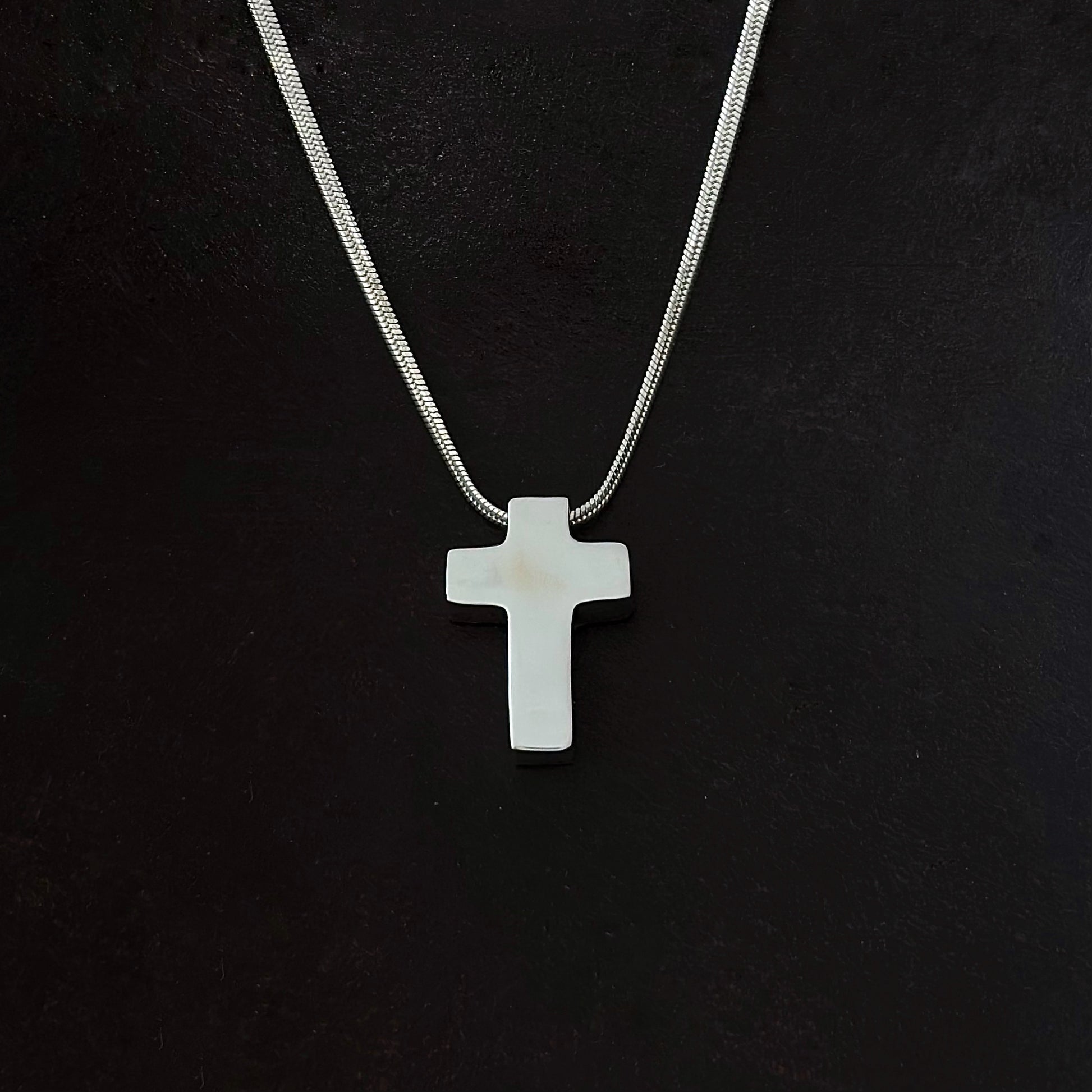 Collar "Cruz XXVI" - Varios acabados