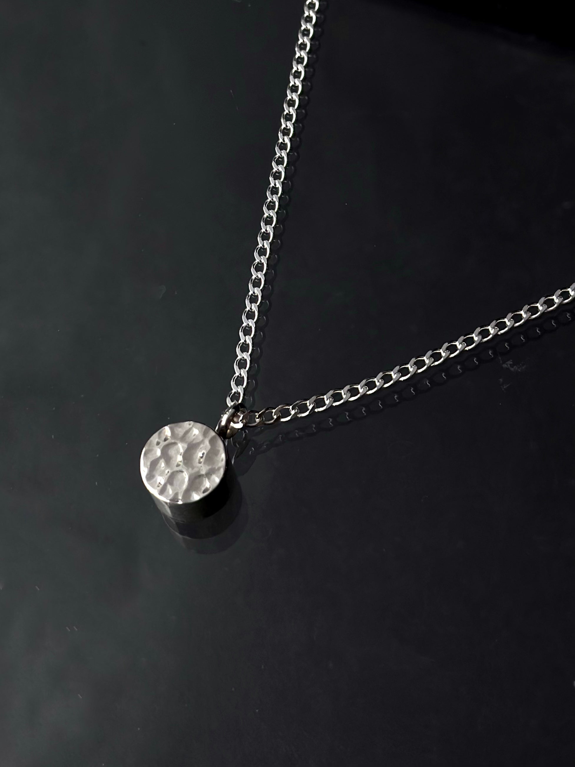 Collar "Ona" Martillado - Varias Opciones