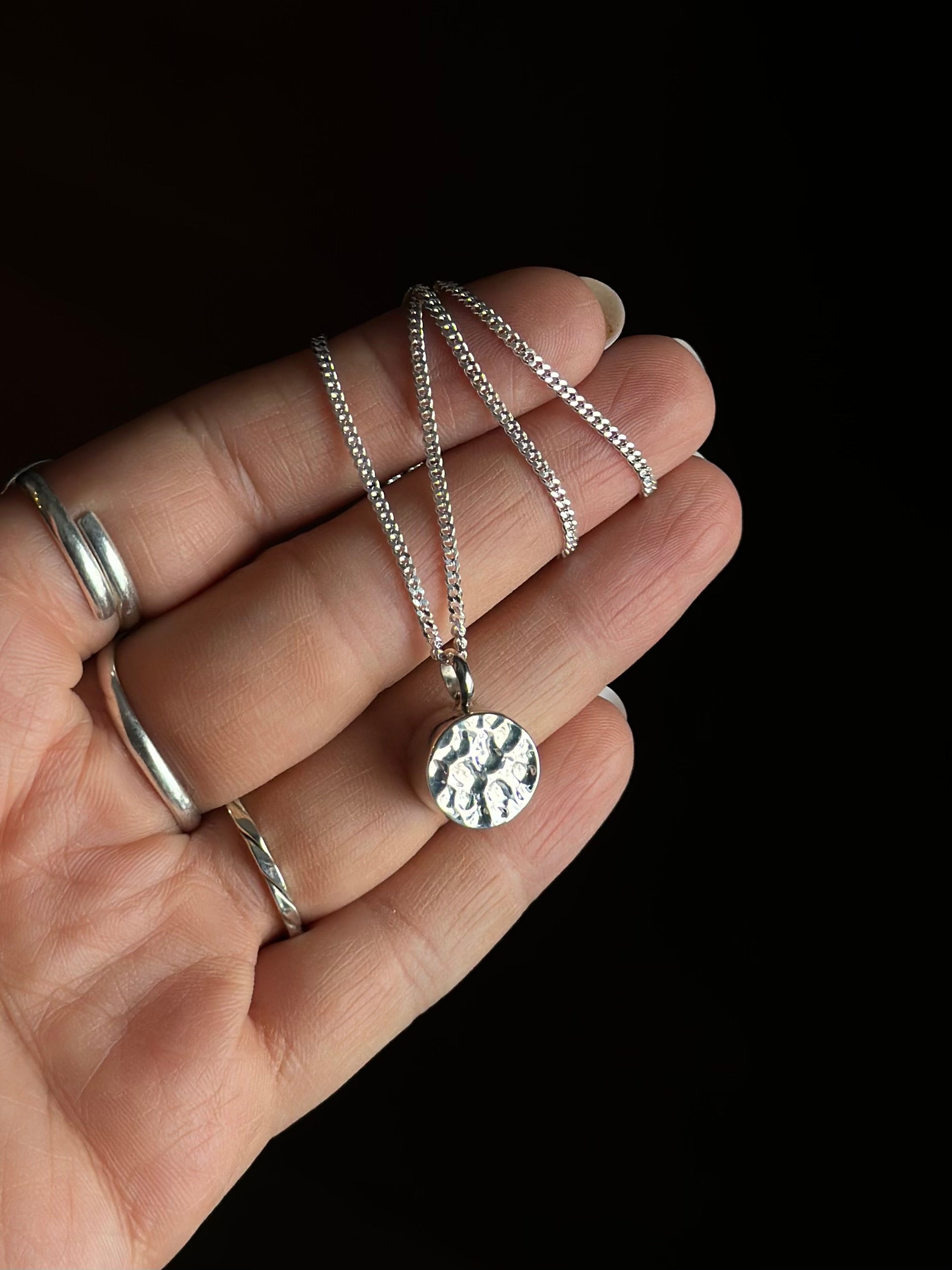 Collar "Ona" Martillado - Varias Opciones