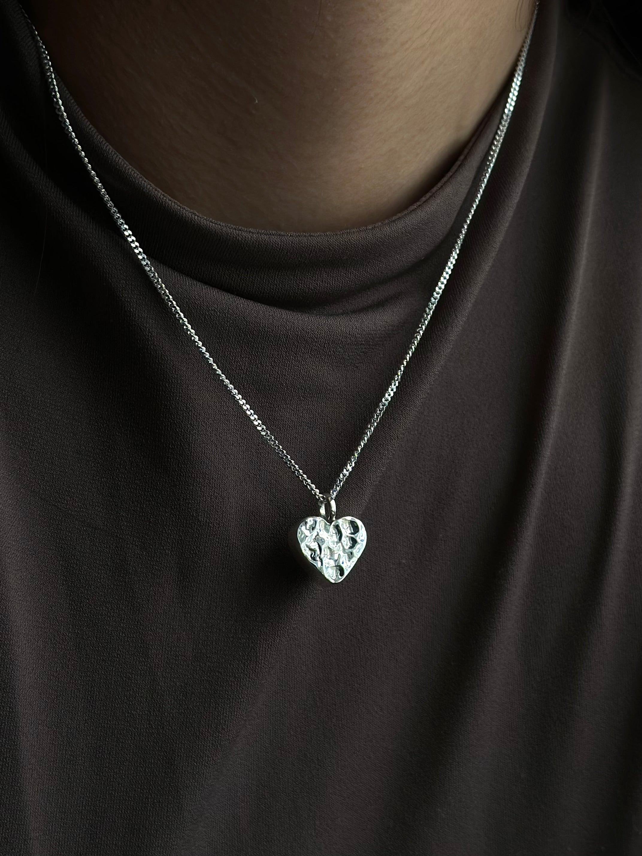 Collar "Luv" Martillado - Varias Opciones