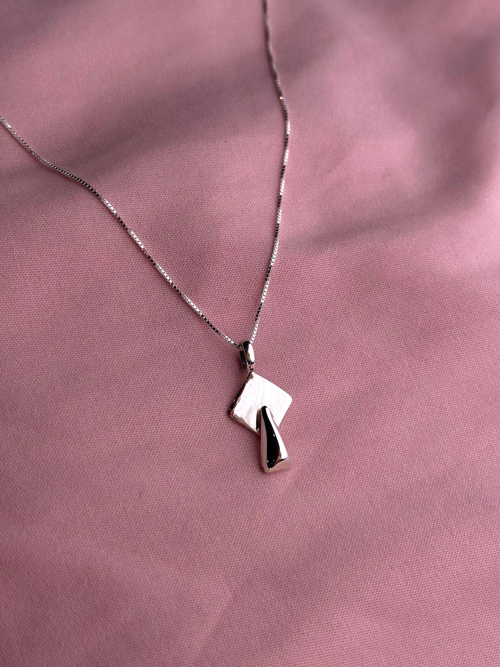 Collar "Anik" - MINIS