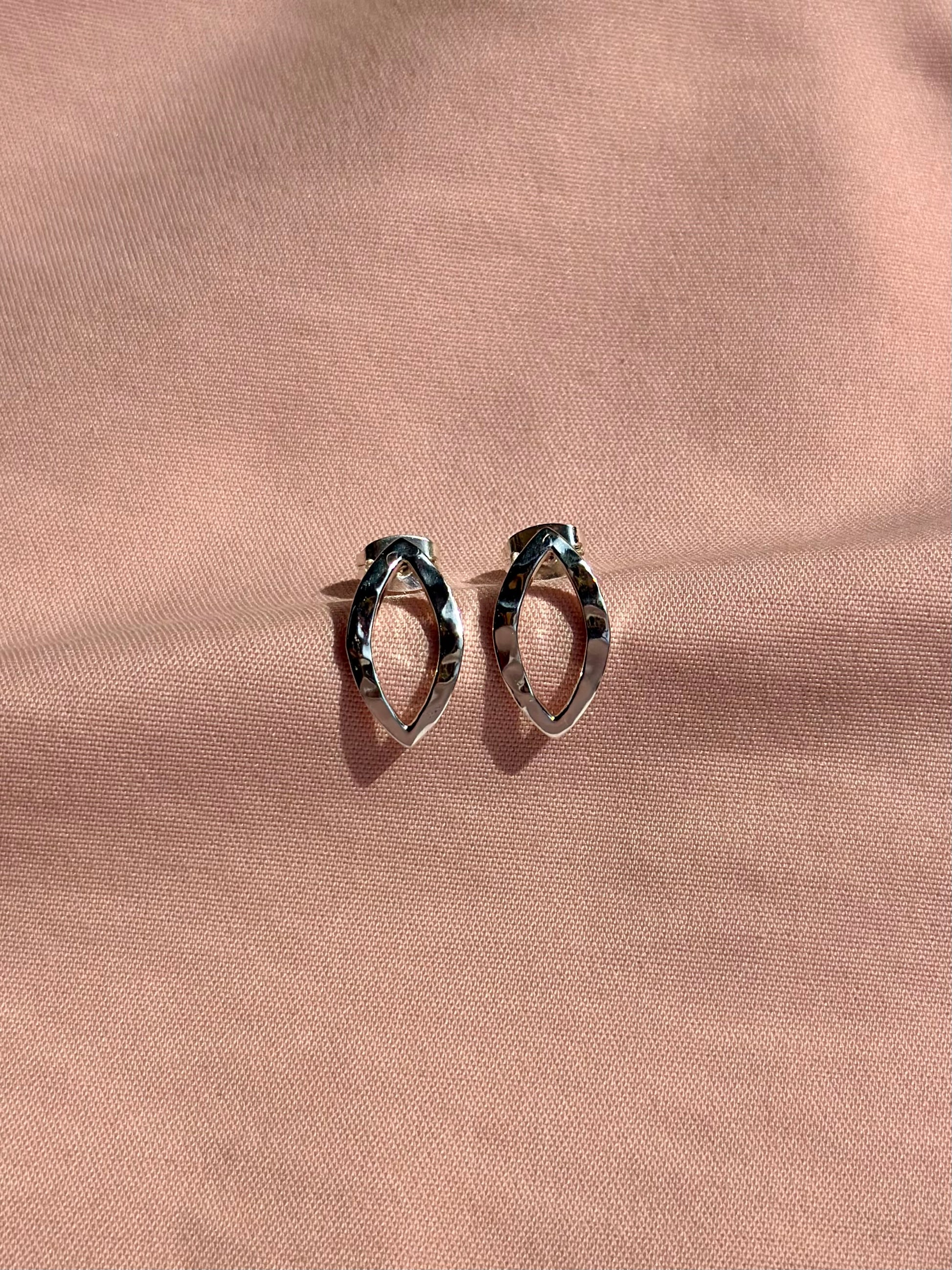 Aretes "Zuna" - Varios acabados