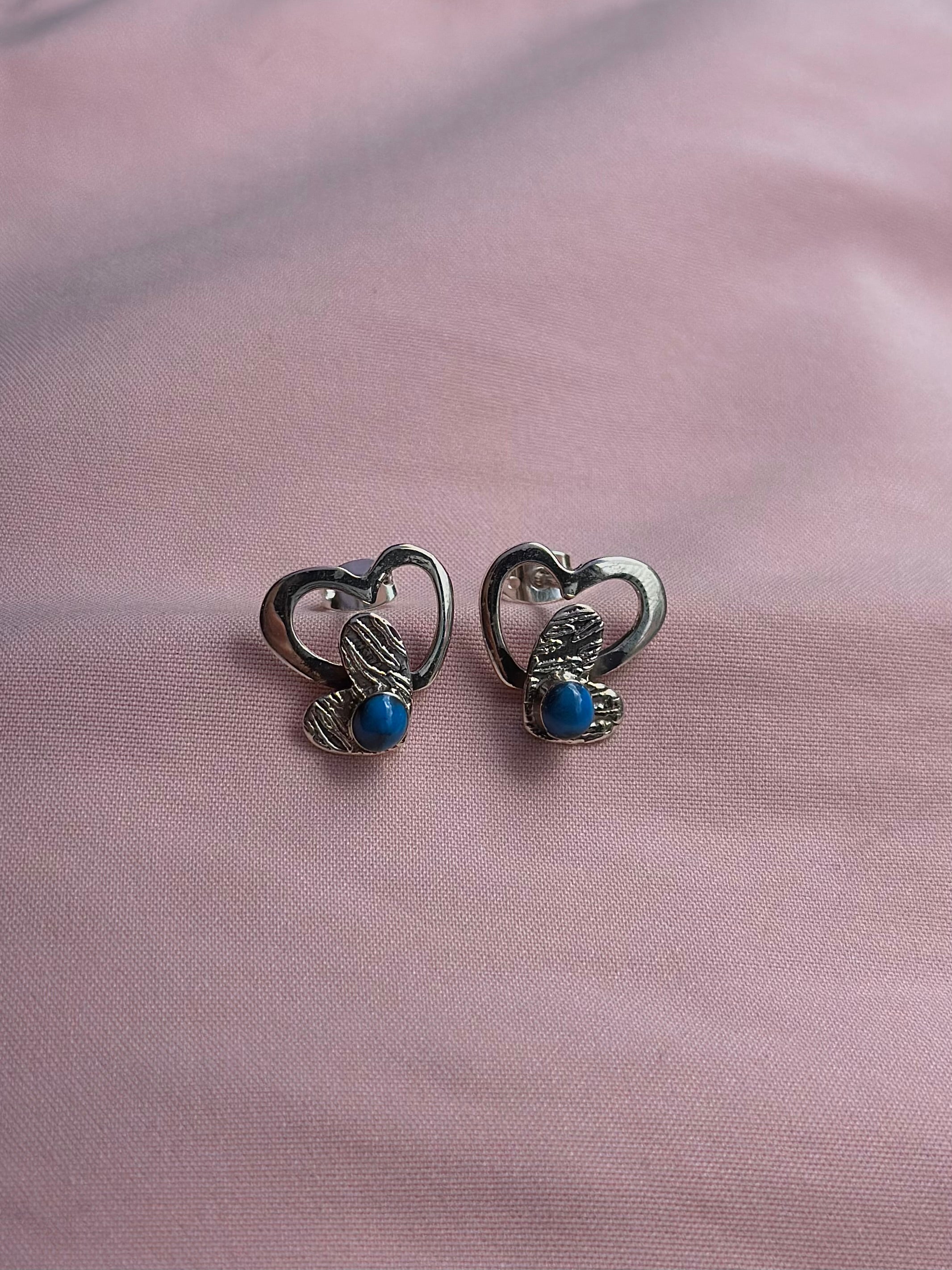 Aretes "Corazón de Eya's" / Resina - Varios Colores