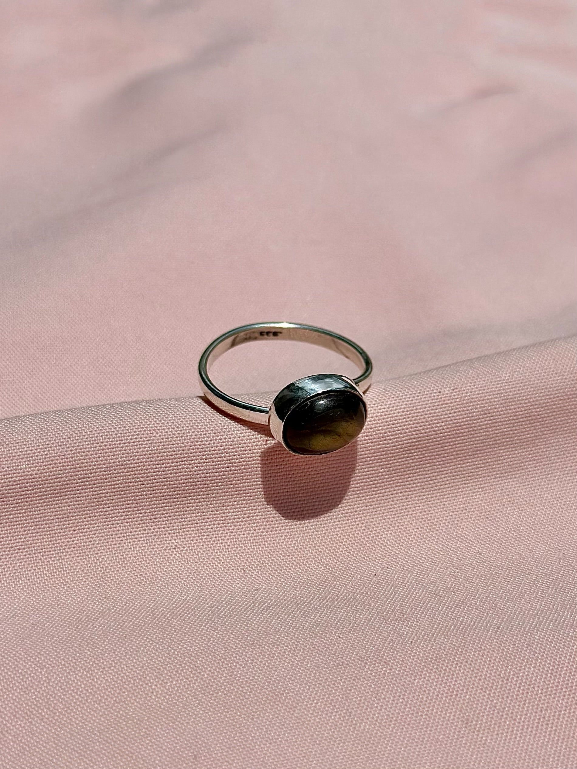 Anillo "Yoó" - Piedra Luna