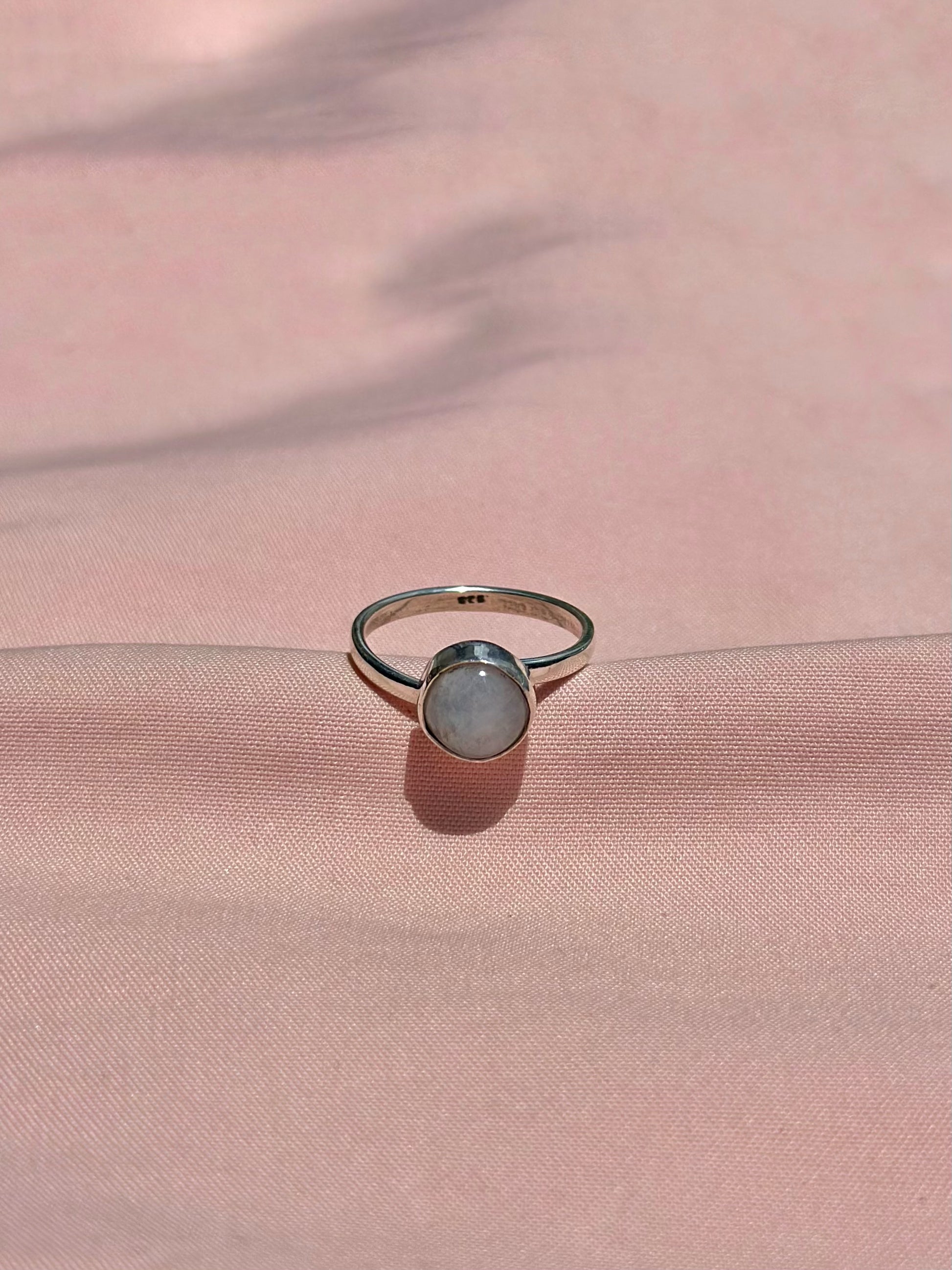 Anillo "Zana" - Piedra Luna