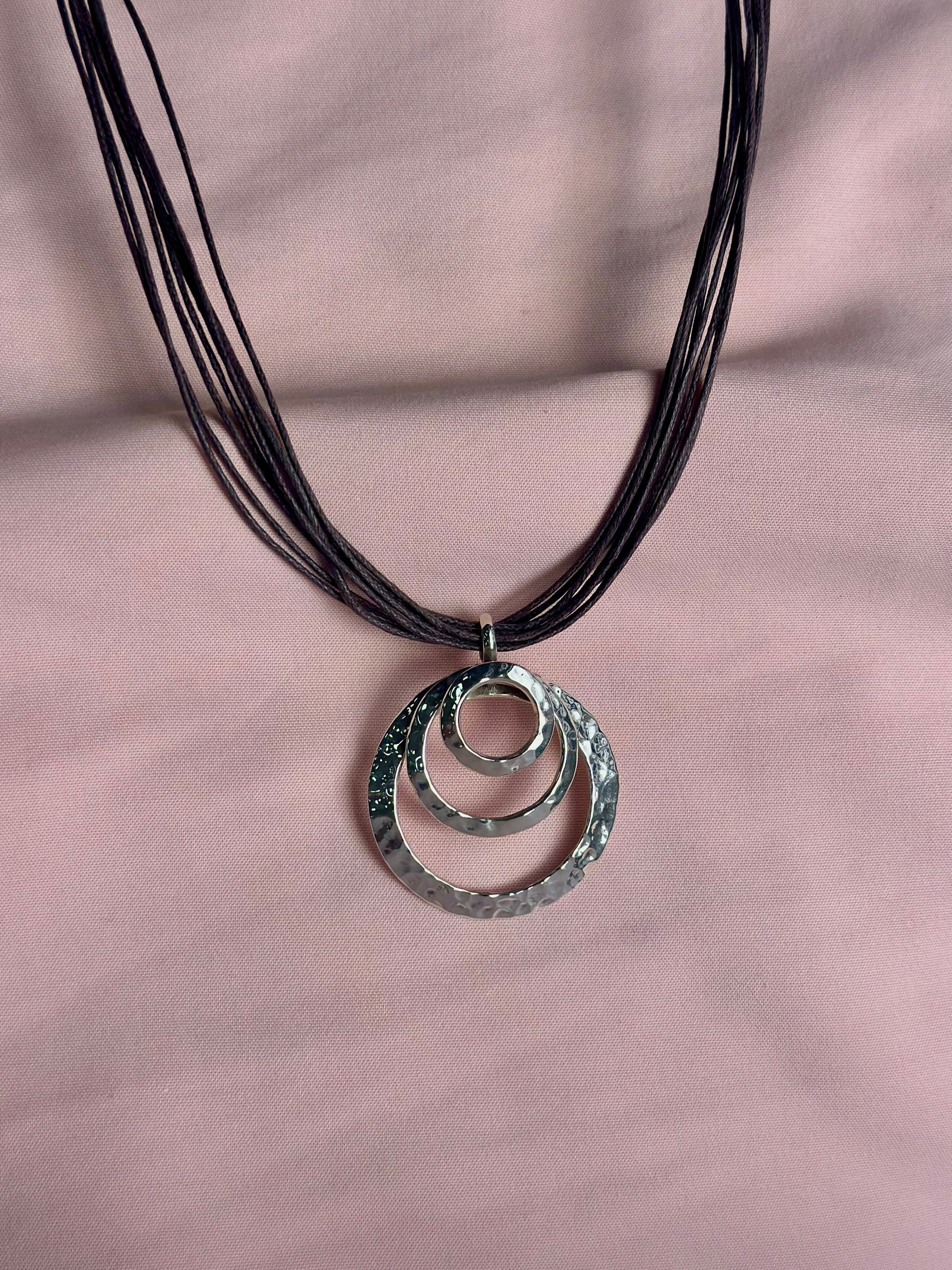 Choker de "Eya's" - Hilos / Varios Colores