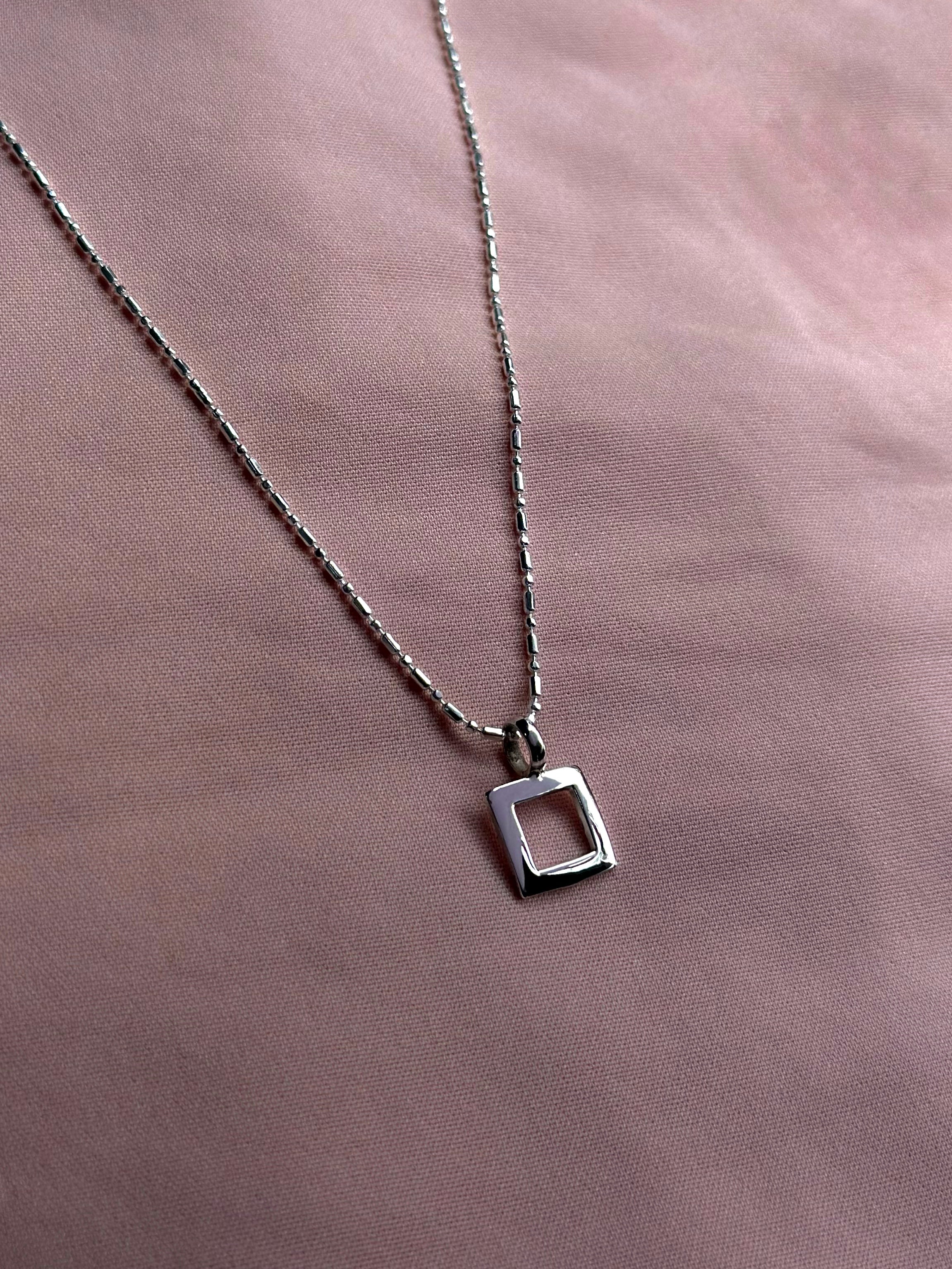 Collar individual "Aruma" - Liso