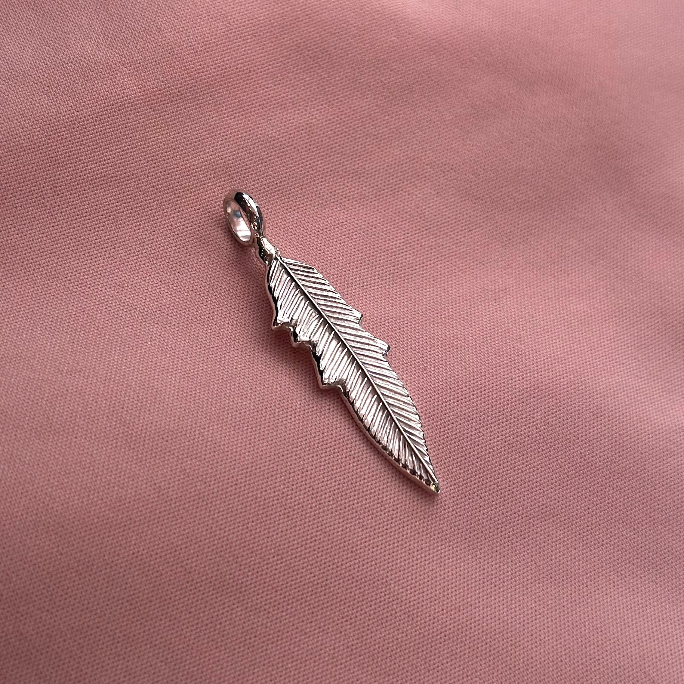 Dije individual "Ihuitl" - Pluma de Ave