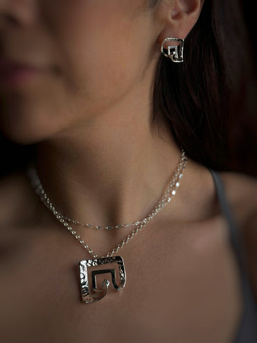 Conjunto "Logotipo Eya's" - Martillado