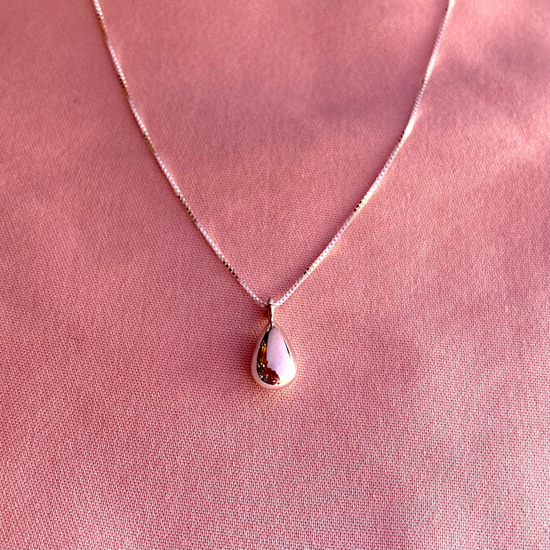 Collar "Tzitzitlini"